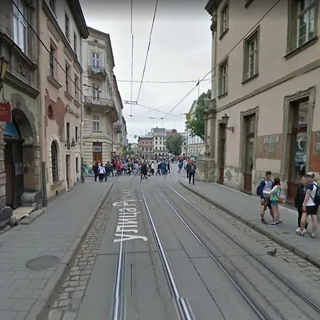 уютная на площади рынок Lemberg